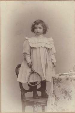 Marcelle Cahn vers 1900